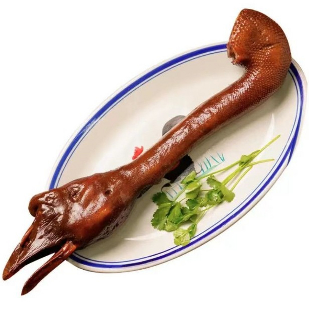 但在潮汕人的眼里,一颗卤味老鹅头就是最高贵的美食.