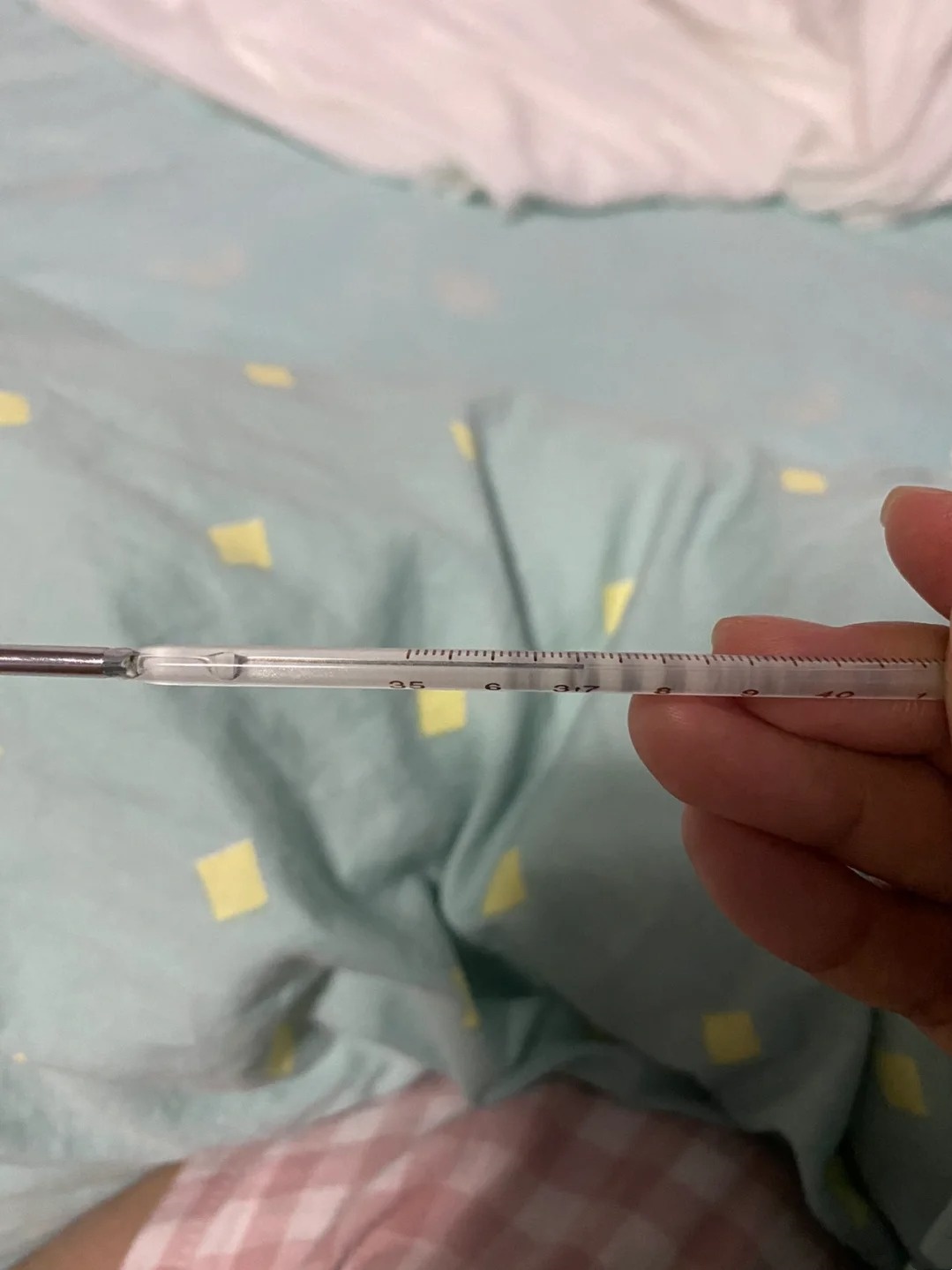 无论是发烧还是日常健康监测,体温计都是你的好帮手!