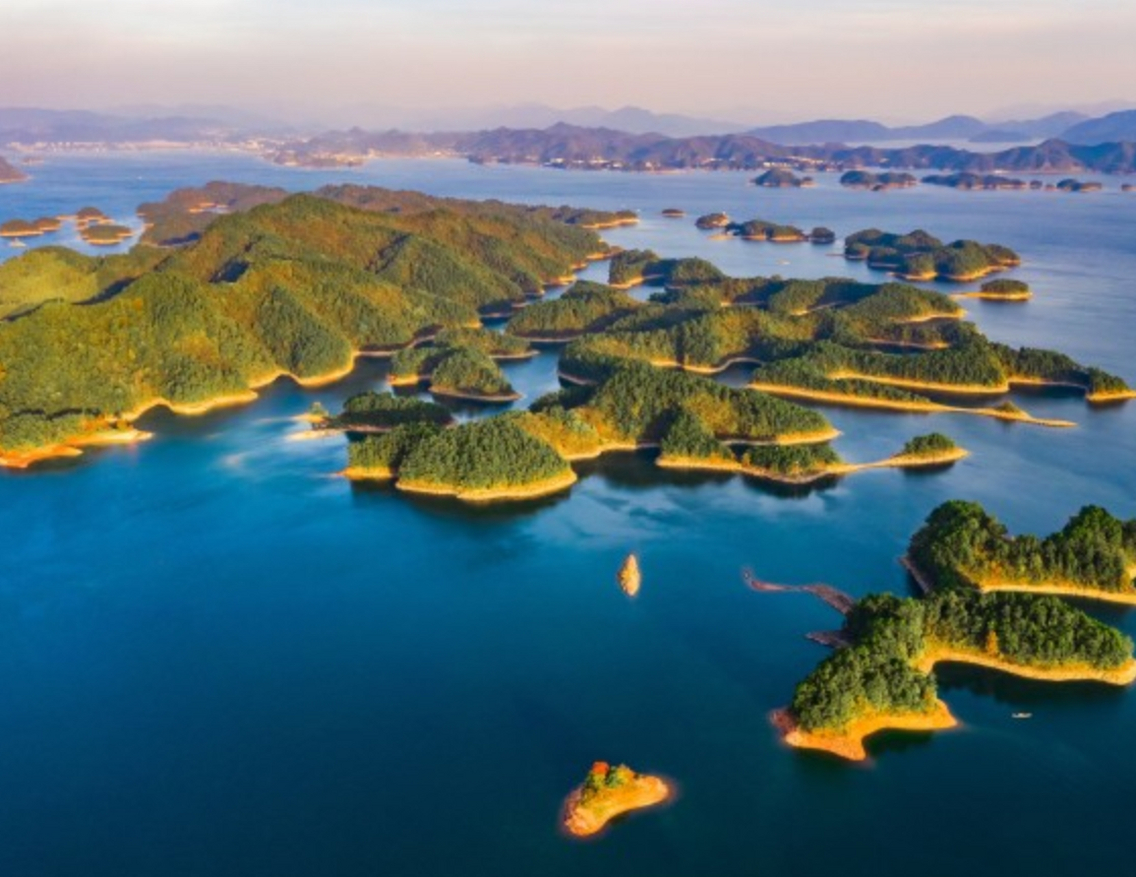 春天总要来一趟杭州# 千岛湖风景区,这片位于浙江省杭州市淳安系哪