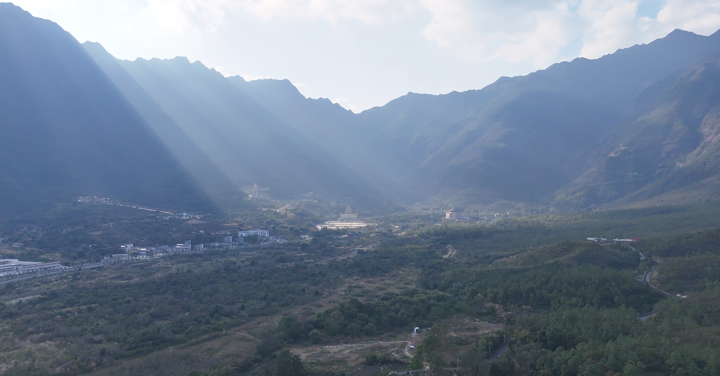 海丰莲花山风景区图片