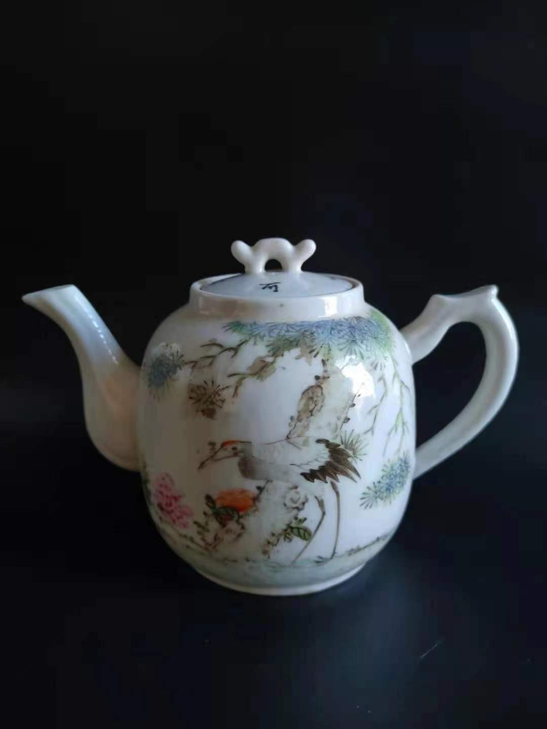 汪章浅绛彩松鹤延年茶壶「旧藏」高12cm肚径8cm