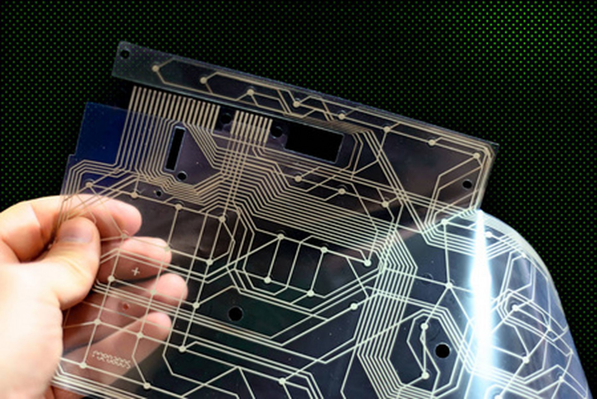 透明pcb板是用透明材料制成的电路板,常用于led灯条,显示屏,传感器和