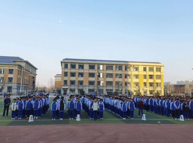 增强学生锻炼意识,促进学生身心素质健康发展,济南槐荫中学八年级于