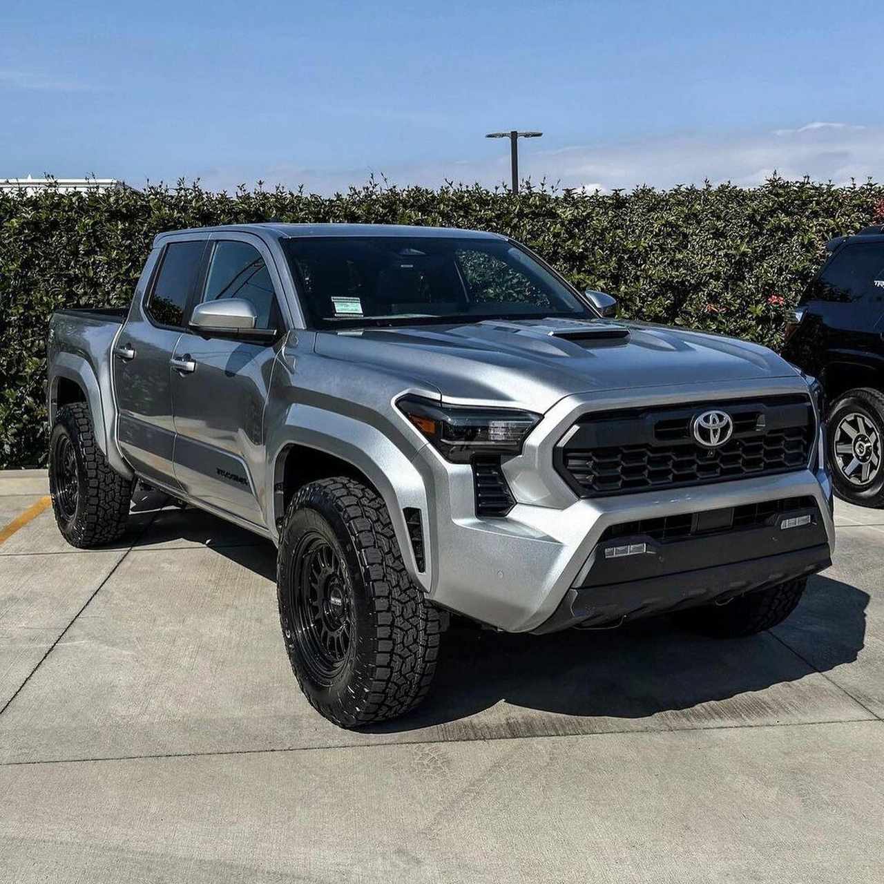 2024款丰田塔库玛tacoma trd皮卡