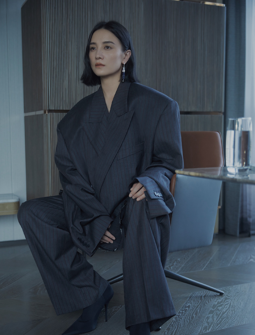 宋佳短发红毯造型:自由宁静,利落飒爽