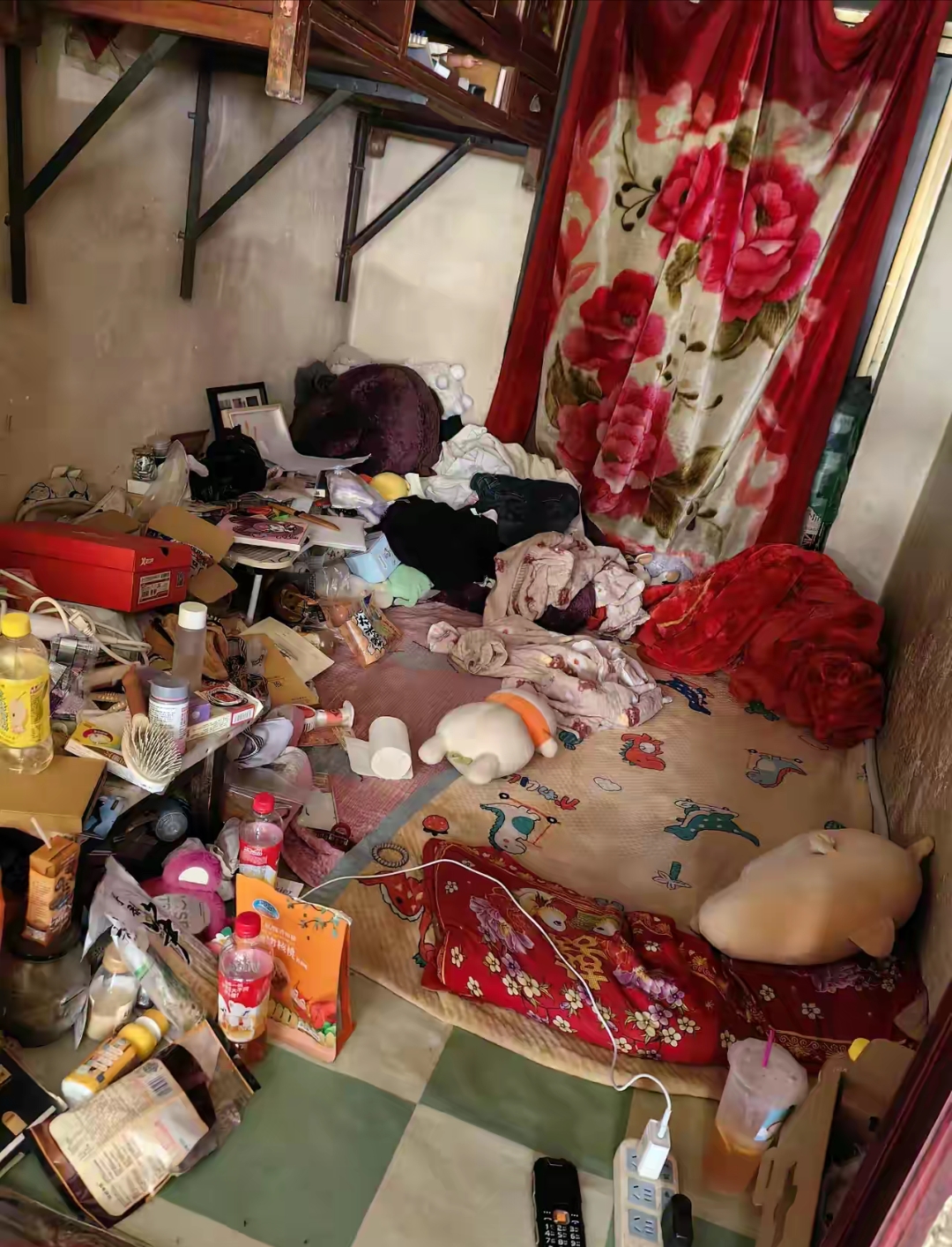 有点莫名的苦涩!