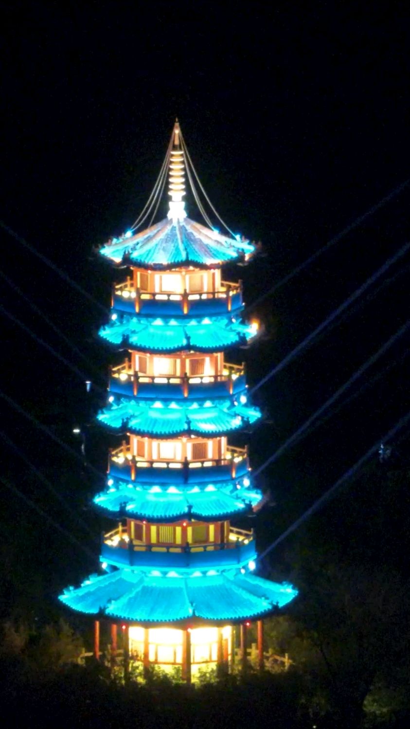 徐州云龙湖的夜色越来越美了!