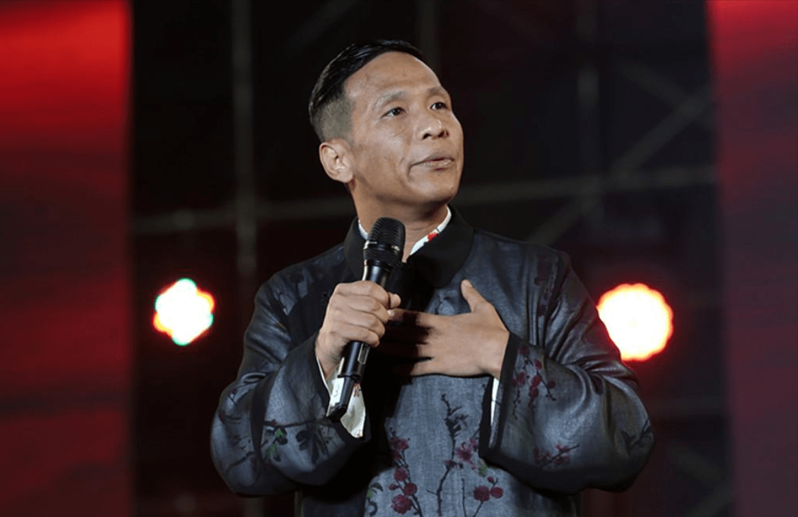 回顾宋小宝与前妻离婚后娶美女粉丝改善基因龙凤胎可爱讨喜