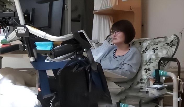 回顾女子安乐死全过程从清醒到死亡仅4分钟留下遗言令人泪目