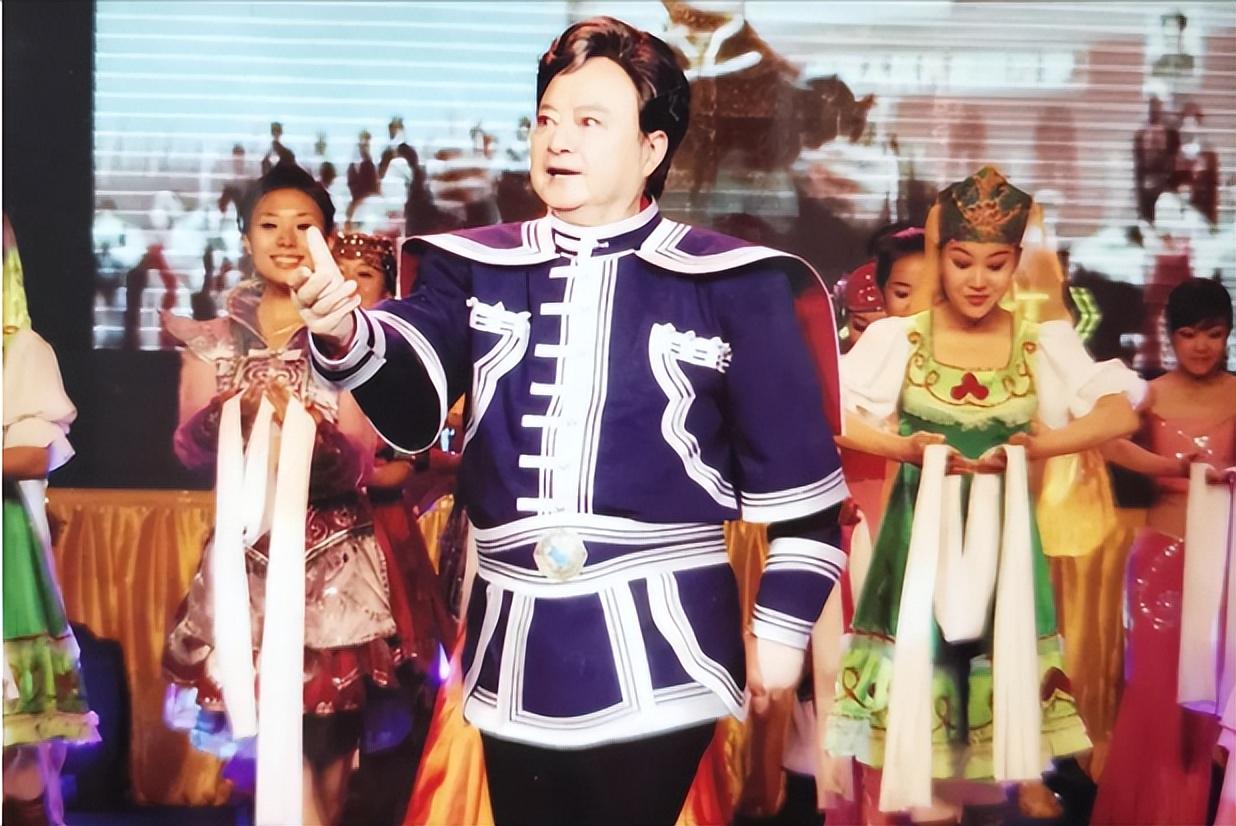 回顾胡松华婚姻催人泪下老伴离世后他的晚年生活状况怎样