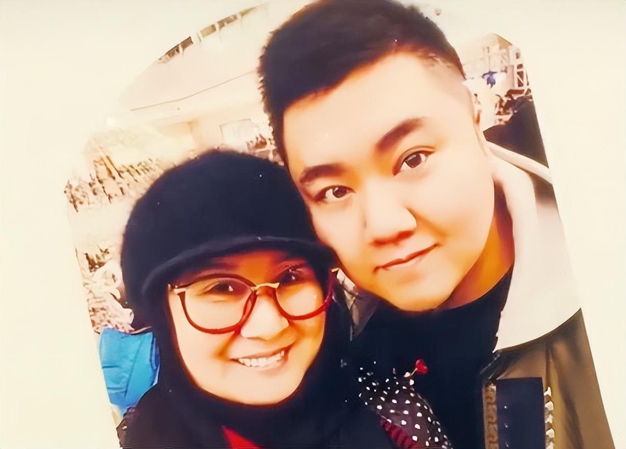 回顾著名演员黄晓娟痛失3位至亲儿子是她的骄傲