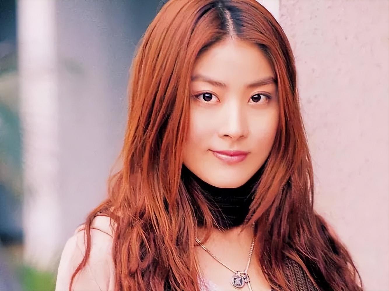 回顾陈慧琳出身豪门36岁嫁相爱16年的富二代初恋41岁高龄生2胎