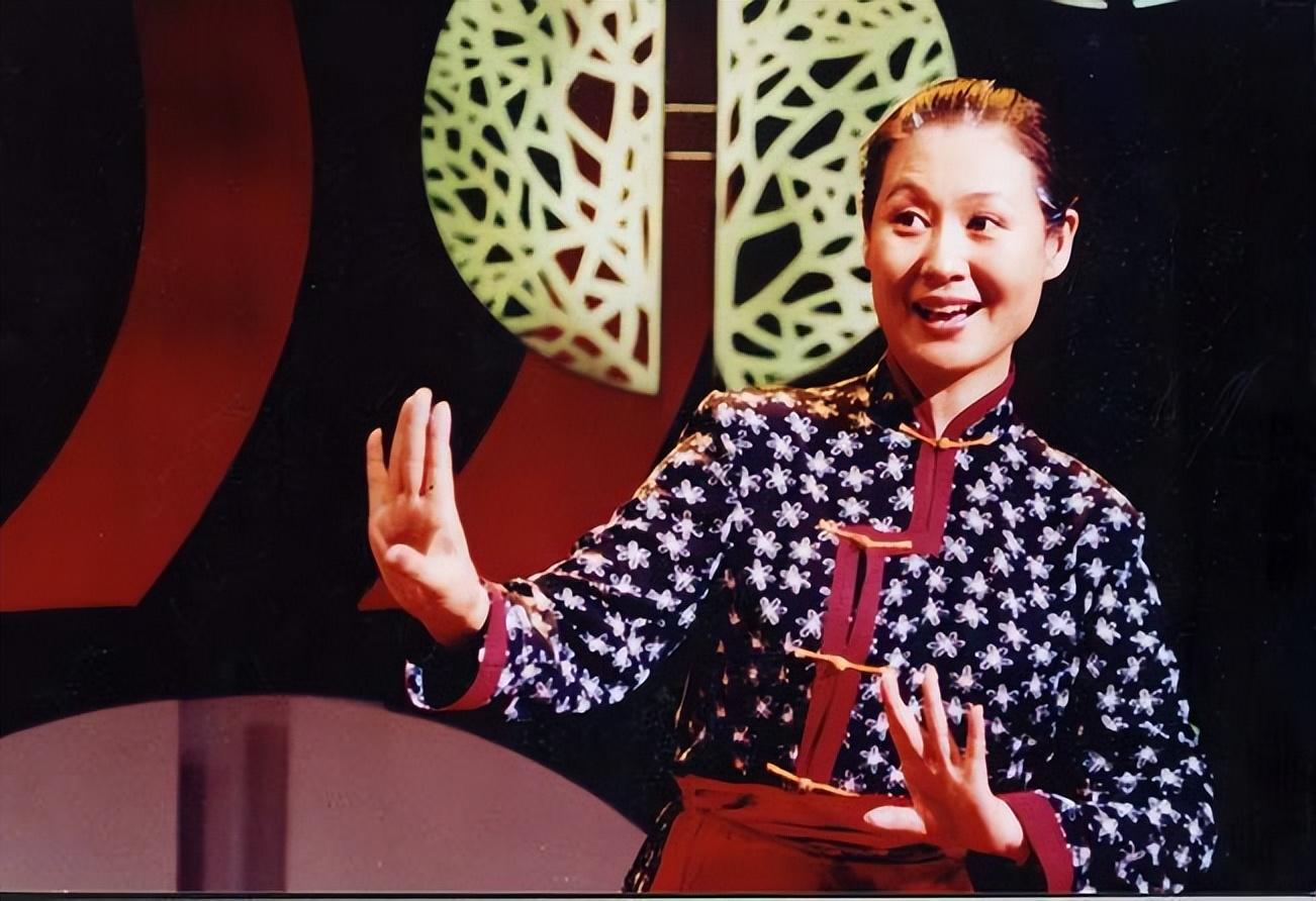 回顾著名演员黄晓娟痛失3位至亲儿子是她的骄傲