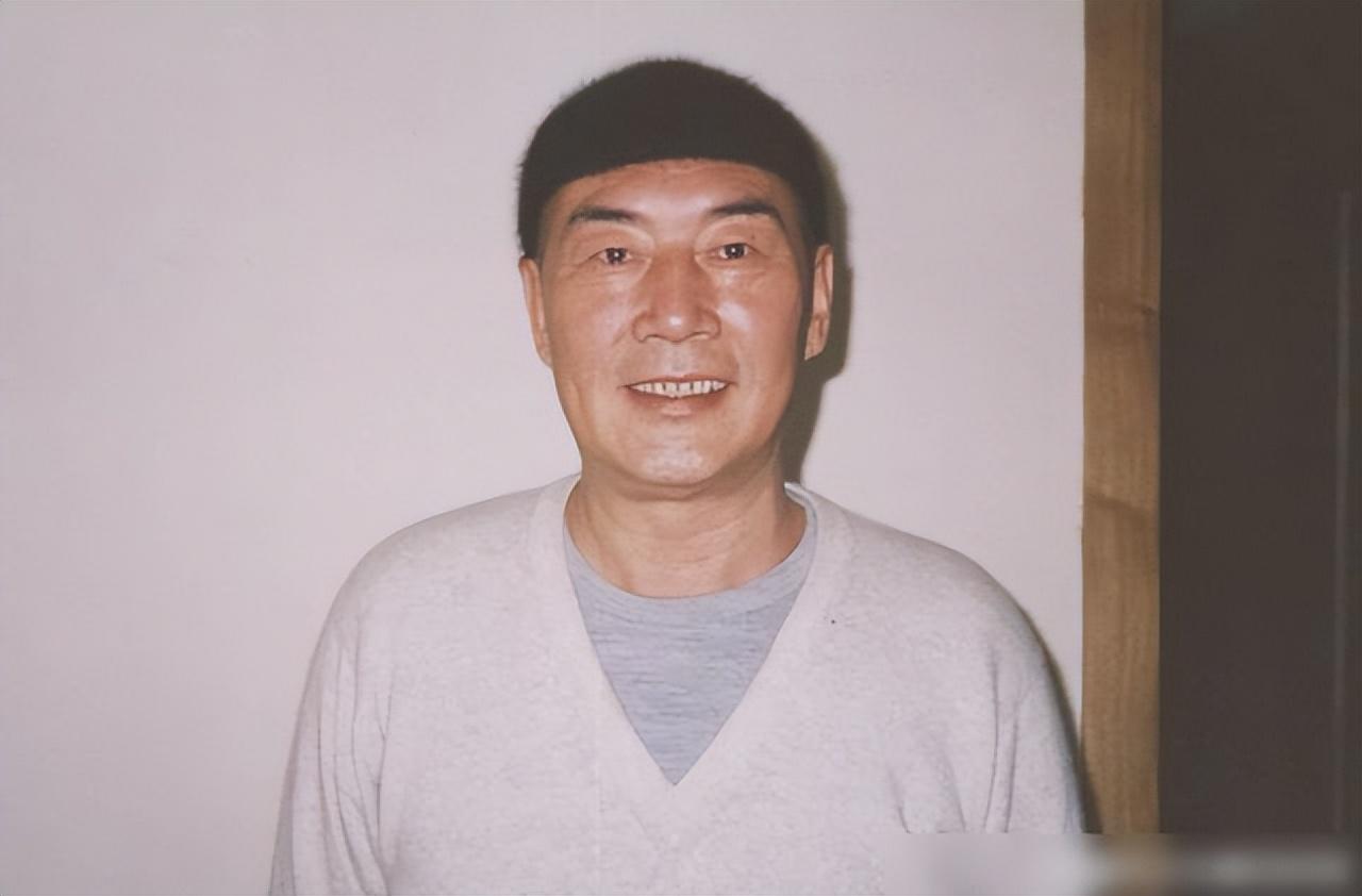 回顾国家一级演员杜雨露葬礼只有6人参加临终11字遗言太深刻