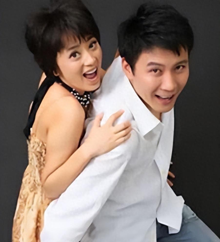 回顾谢润当红时嫁小丈夫生一子为爱息影回归家庭如今怎么样了