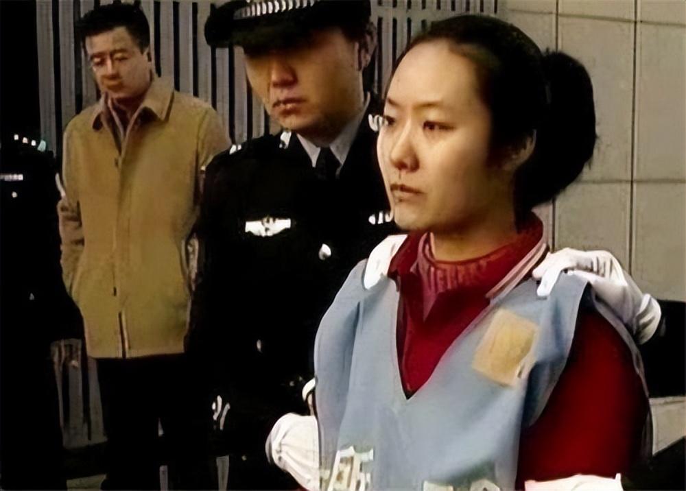 回顾被领导性侵的郭爽反被判死刑临行前为何喜极而泣