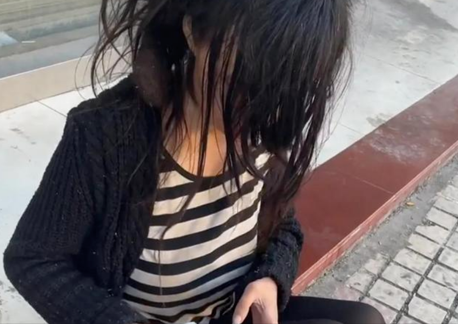 名牌大学毕业回来却不逗土骼撕汗参