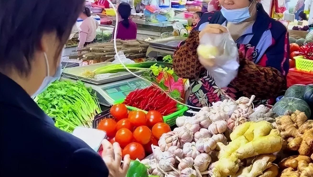 回顾同样是菜市场看完南方菜市场再看北方的没有对比就没有伤害