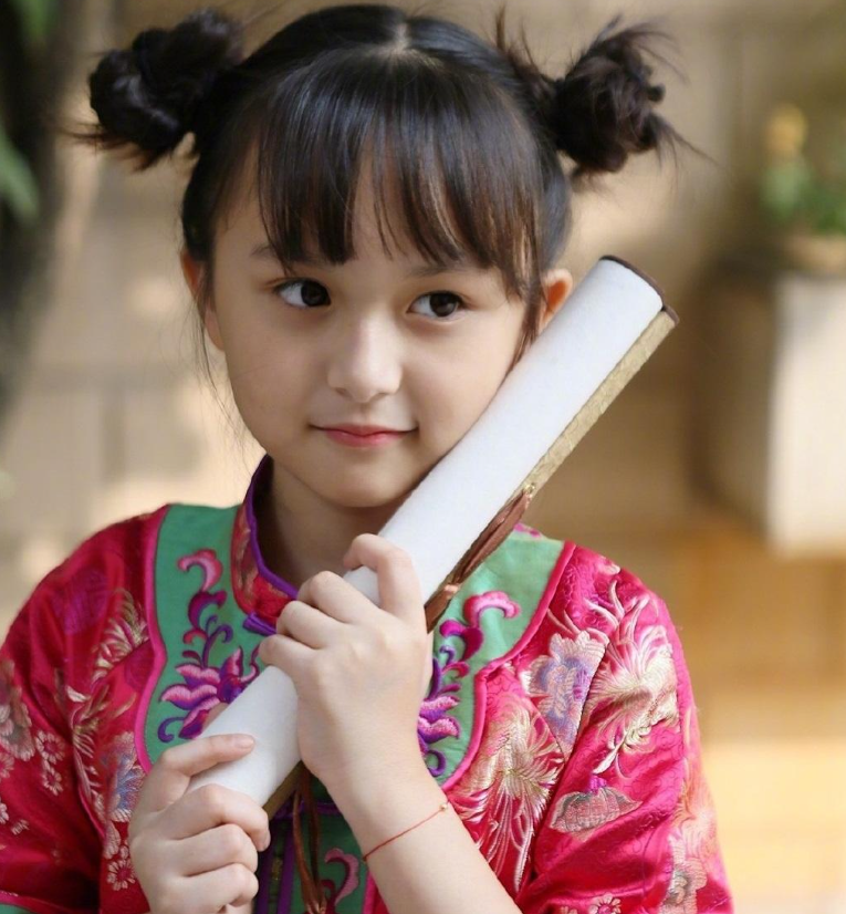 回顾小芈月刘楚恬:2岁出道,当红时选择隐退,她经历了什么?