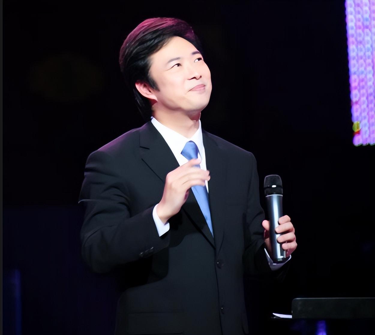 回顾:至今未娶妻的8位大龄男星,各有各难言的苦衷,最大的已67岁