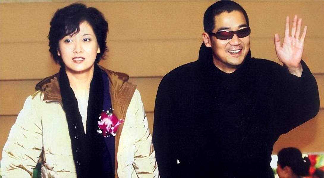 回顾张国立罗秀春离婚35年他再婚有烦恼她至今单身牵挂儿子