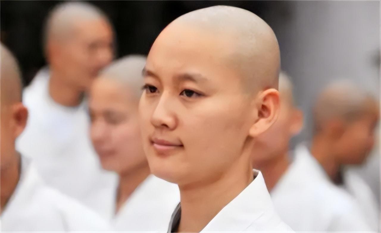 2008年双一流名校女大学生削发为尼父母竟持支持态度