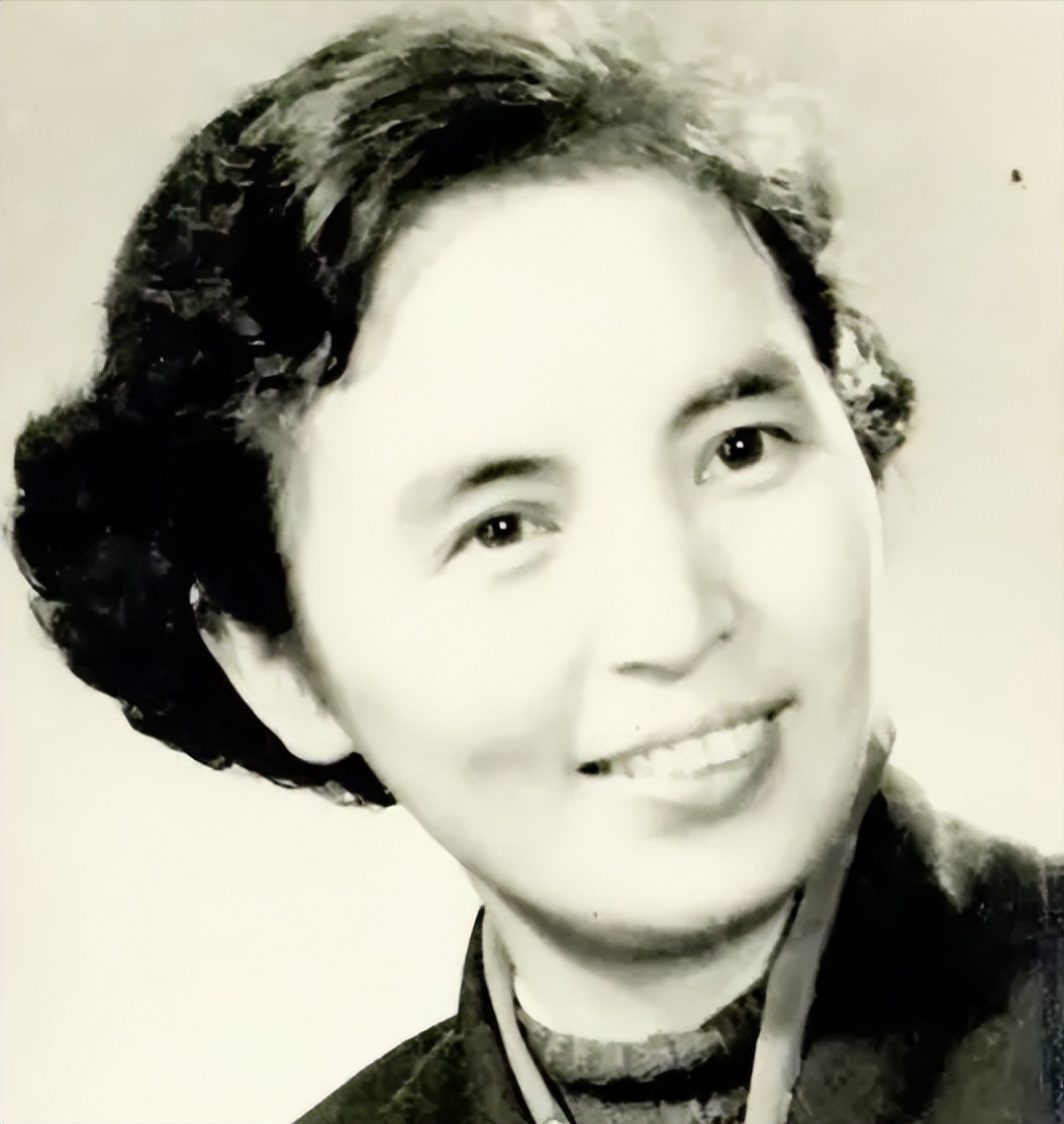 1940年,新四军抓获一名国民党女军官,被抓时她大喊:我要见叶飞