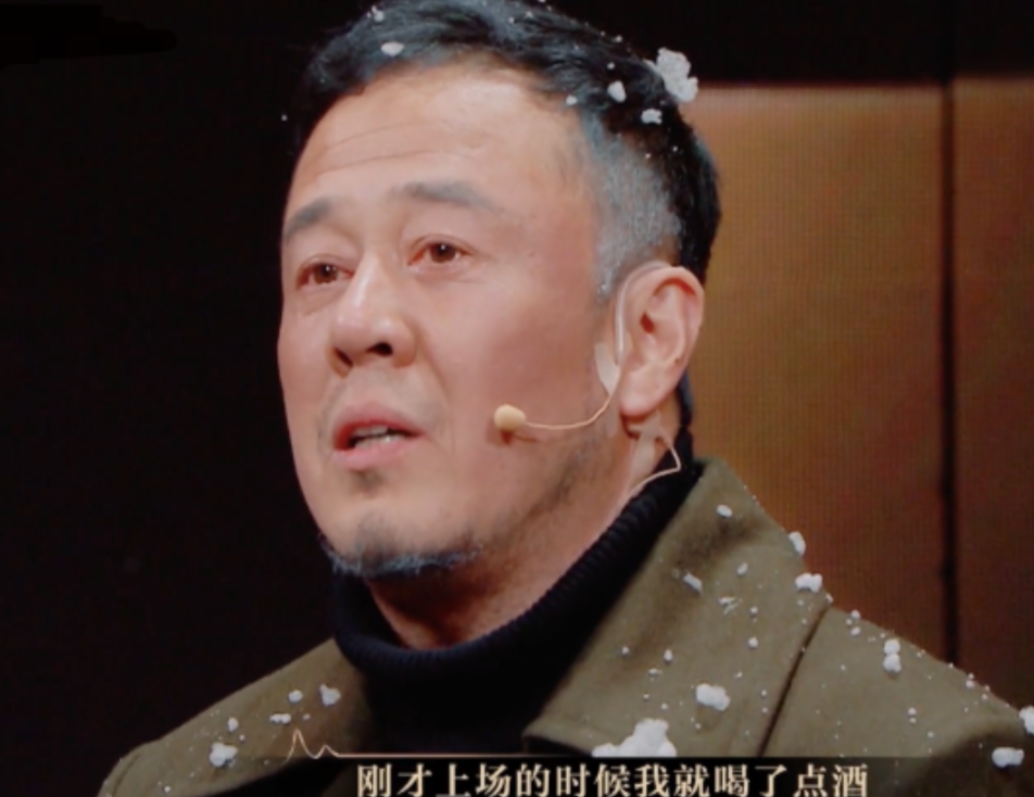回顾杨坤草根出身成名后绯闻不断终将为自己的狂妄付出代价