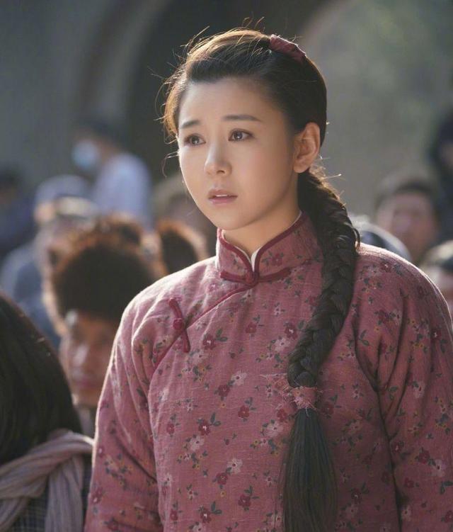 回顾原来她是冯巩干女儿出道以来从不拍吻戏她是如何做到