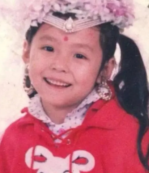 回顾张靓颖妈妈张桂英公开反对女儿婚事支持离婚余生妈养你