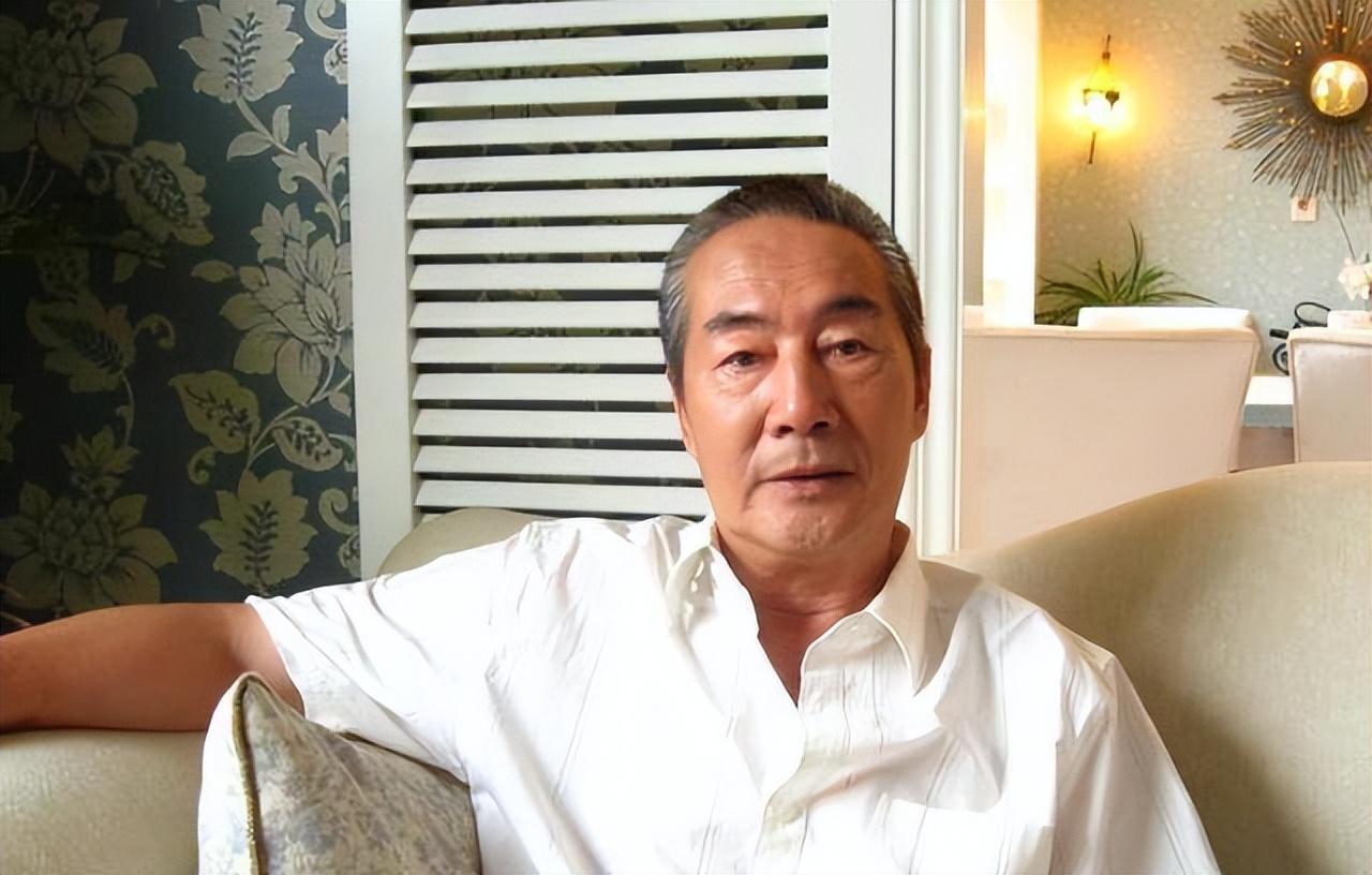 回顾国家一级演员杜雨露葬礼只有6人参加临终11字遗言太深刻