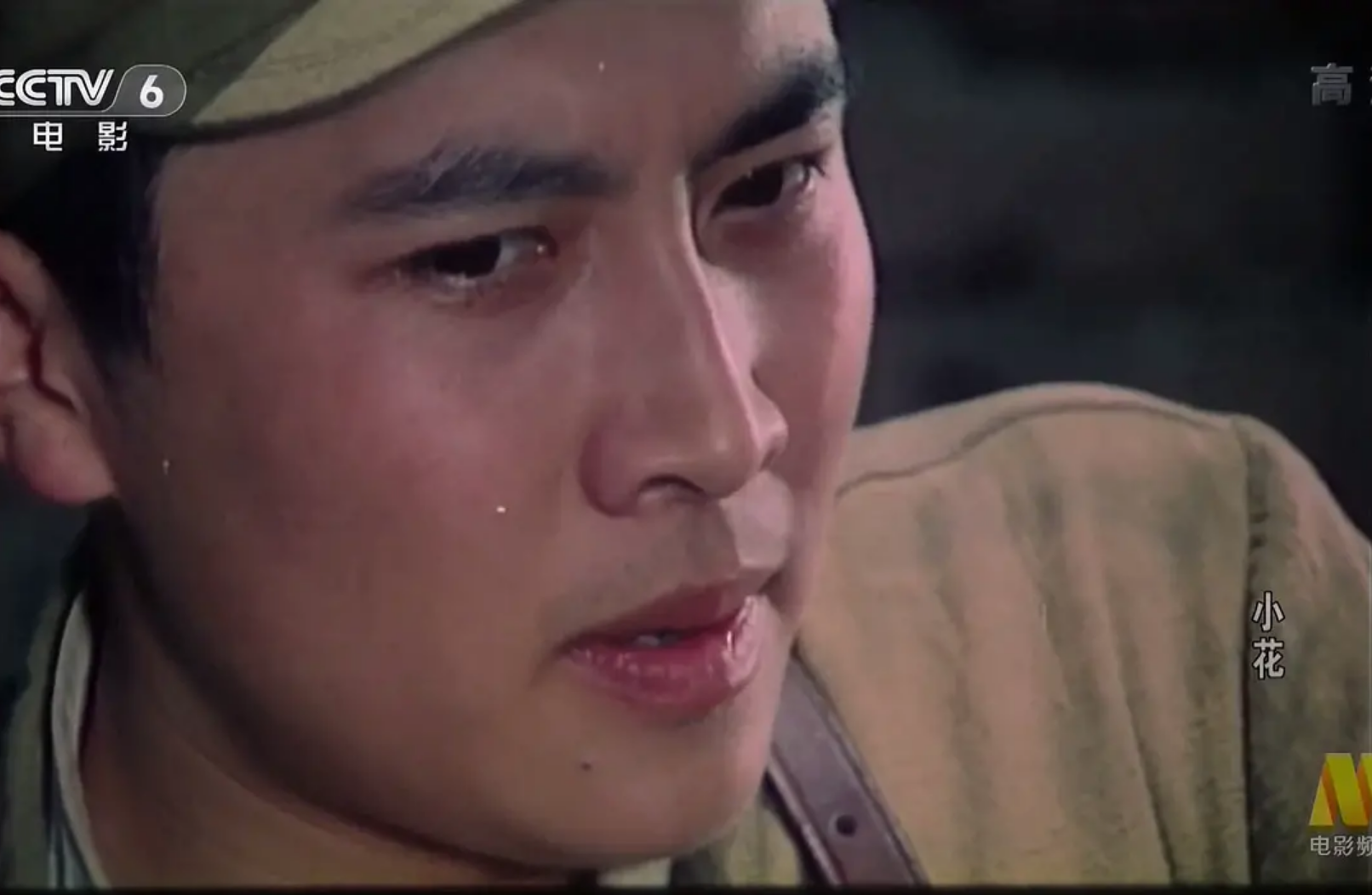 回顾唐国强婚姻前妻35岁除夕夜自杀再娶小12岁妻子相伴至今