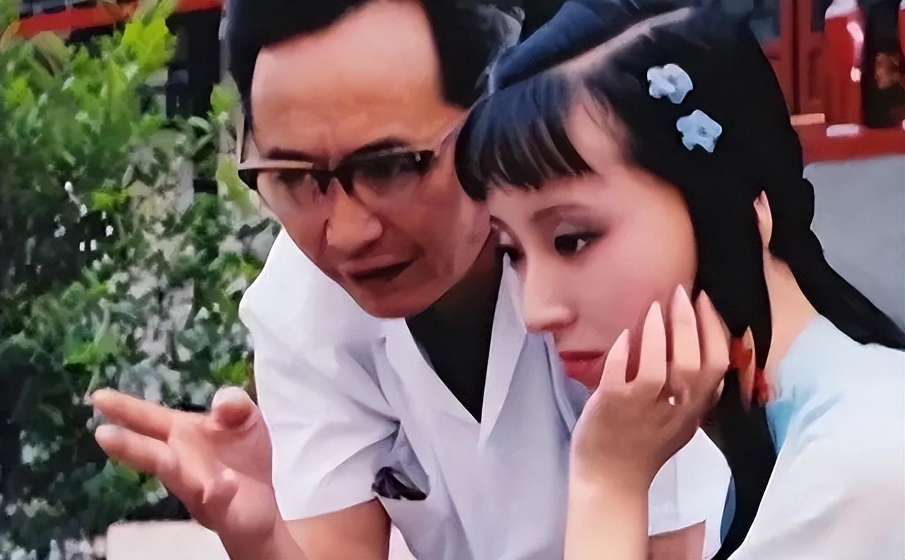 回顾演员陈晓旭去世16年后丈夫还俗再婚如今丈夫过的怎样了