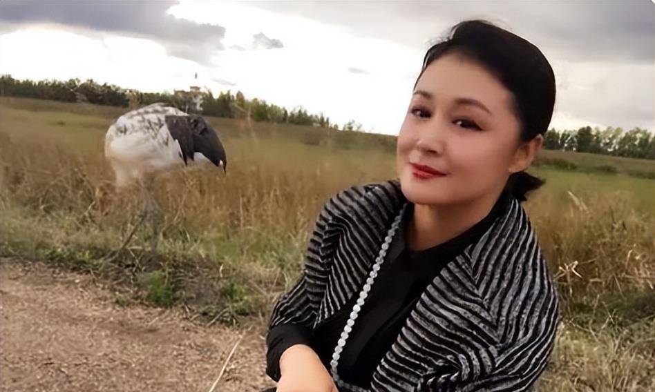 回顾演员于月仙无儿无女去世1年后丈夫张学松的选择让人泪目