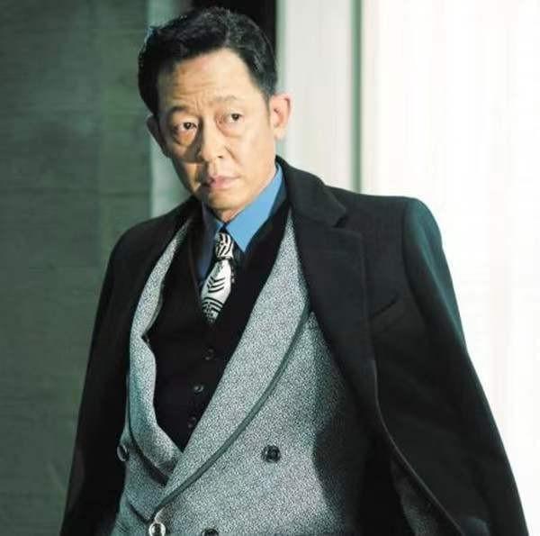 回顾王志文曾捕获过无数少女的芳心直到遇见陈坚红我竟束手无策