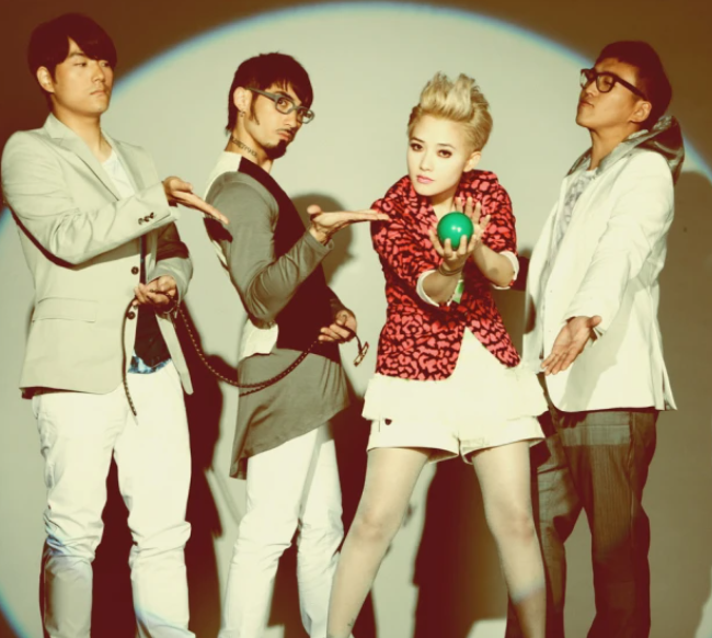 回顾范晓萱子宫对我来说无所谓母亲的支持让我暖心