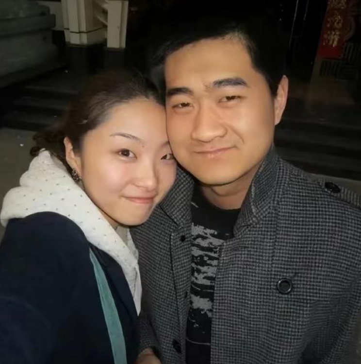 回顾23岁当央视主持25岁命丧男友刀下马翩然的一生让人惋惜