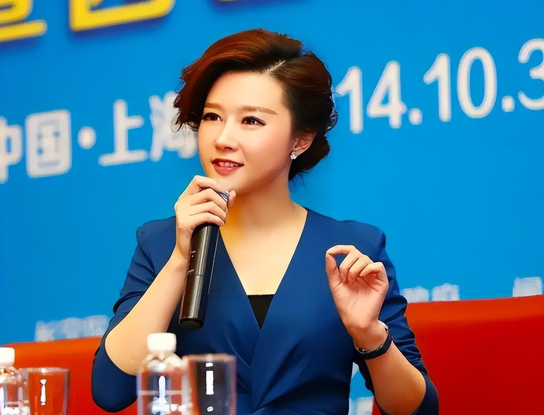 回顾主持人周婷嫁大30岁富豪丈夫离世后与继子争夺遗产