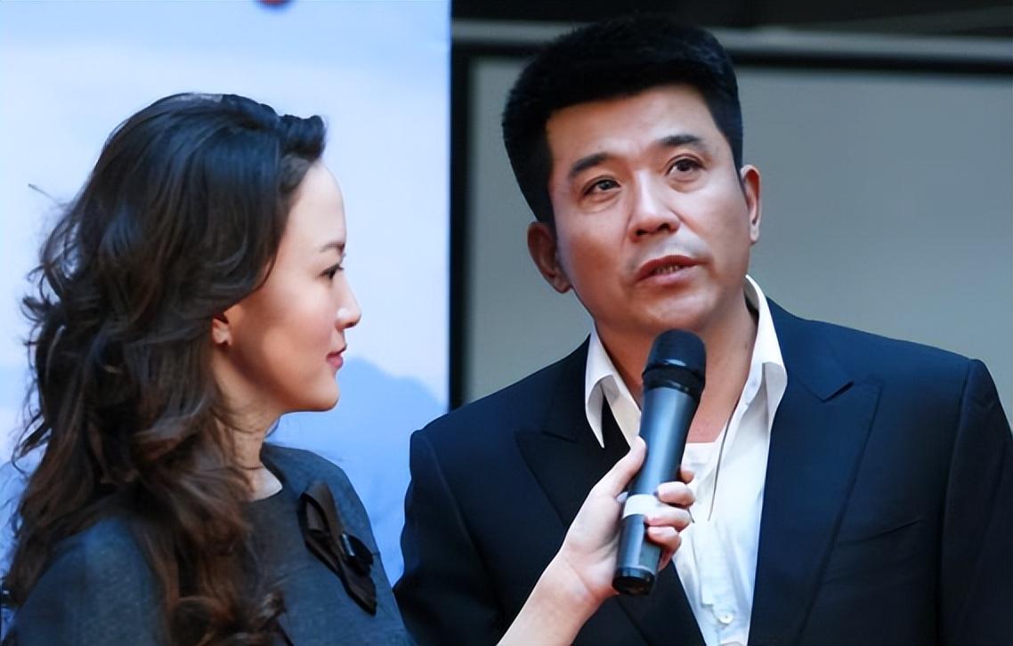 回顾好男人孙淳宠患病妻子36年晚年和狗相伴如今过得咋样