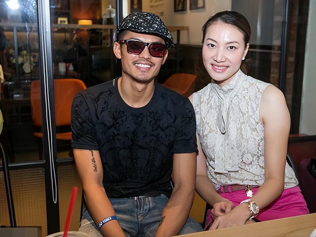 回顾谢杏芳我容忍林丹出轨遭受背叛也不离婚因这么一件事儿