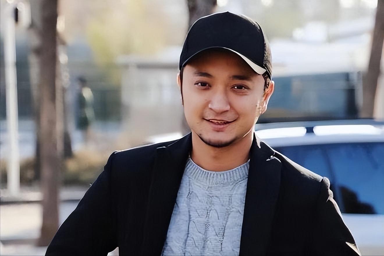 回顾央视主持人尼格买提离婚近照面容憔悴知情人爆料两点原因