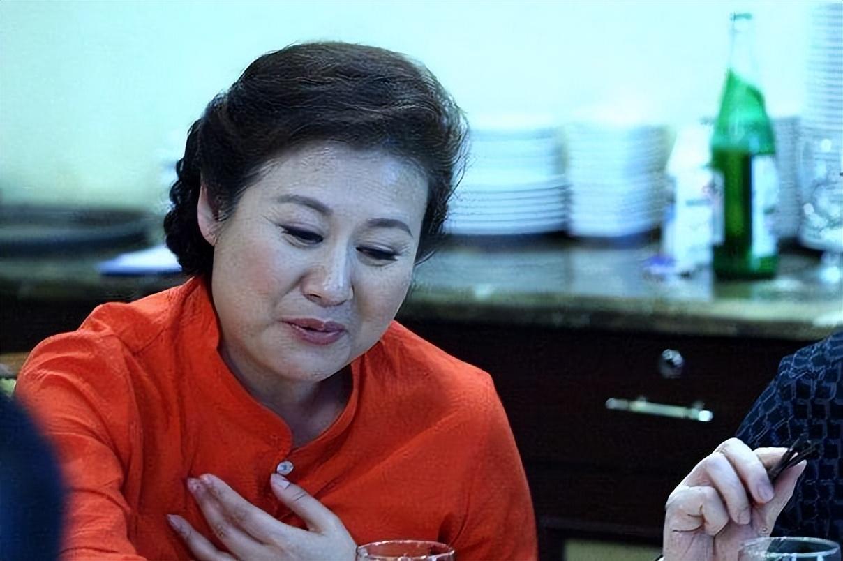 回顾著名演员黄晓娟痛失3位至亲儿子是她的骄傲