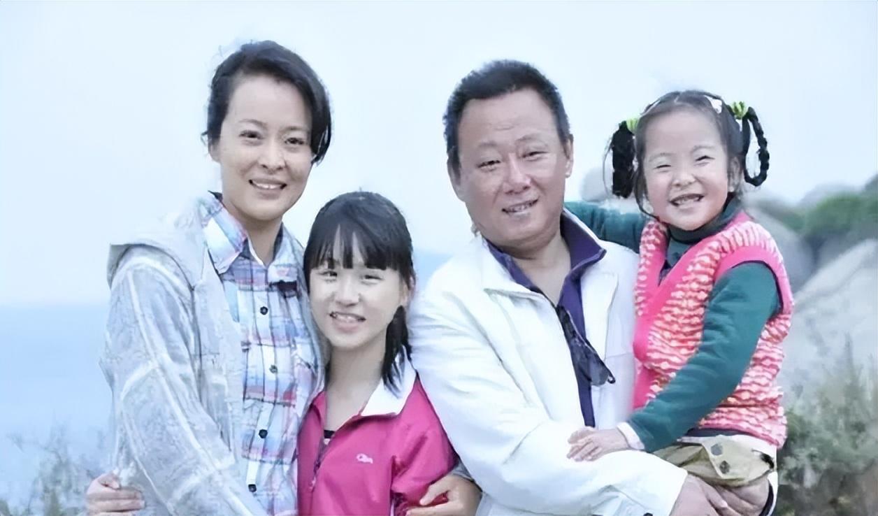 回顾丈夫邵峰妻子病重不离不弃2次拒绝离婚苦尽甘来无遗憾