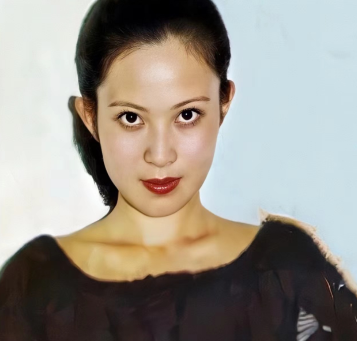 回顾傅丽莉和孙淳大二相恋结婚37年无子女人生总有遗憾