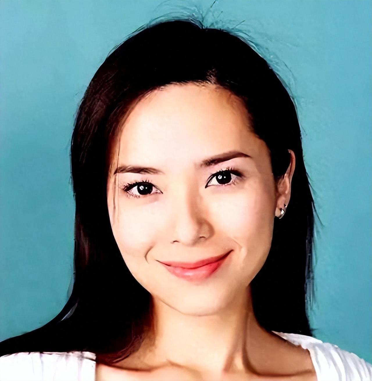 回顾港姐冠军郭羡妮感情史混乱不堪后下嫁小6岁河南小伙