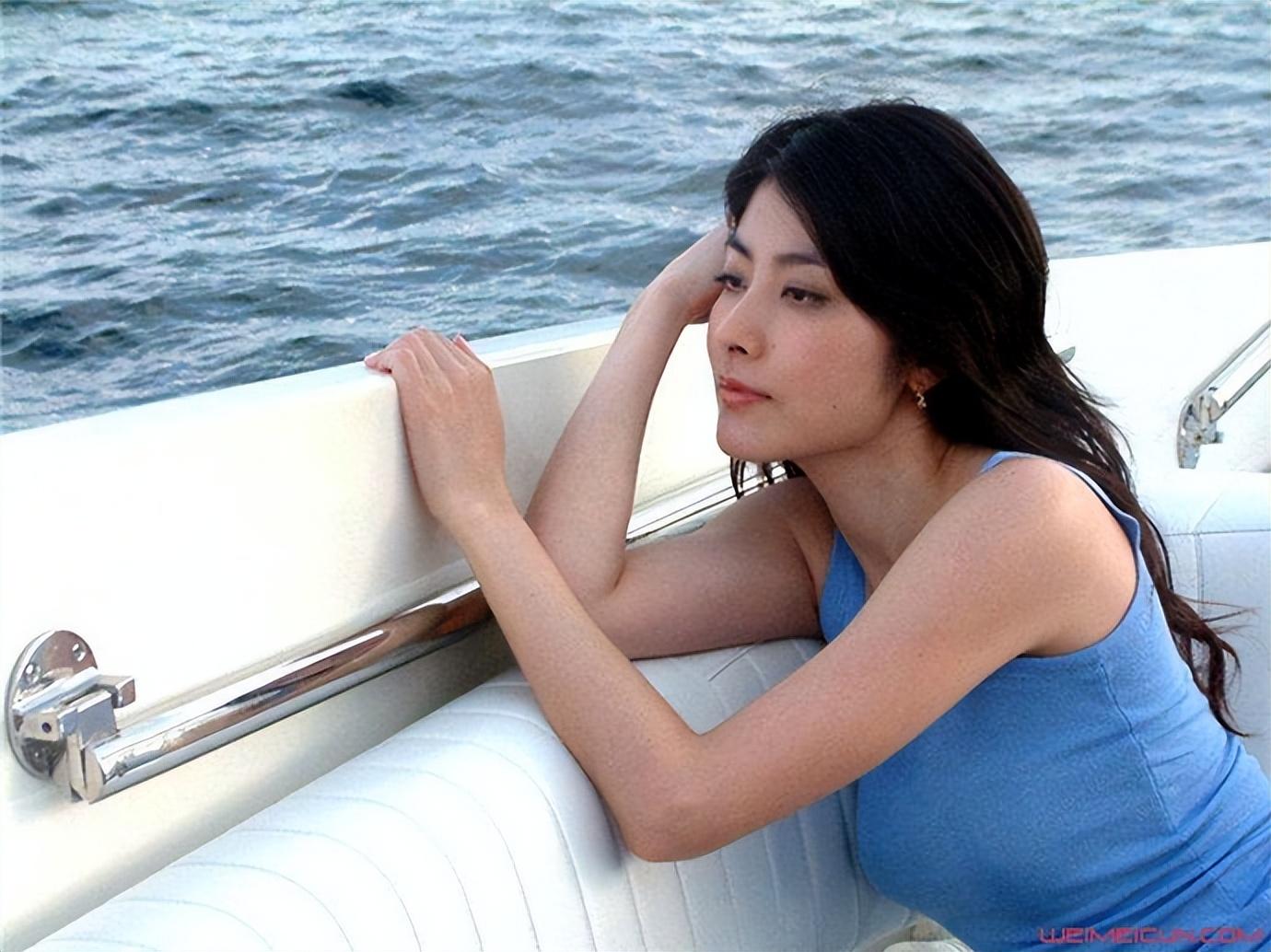 回顾陈慧琳出身豪门36岁嫁相爱16年的富二代初恋41岁高龄生2胎