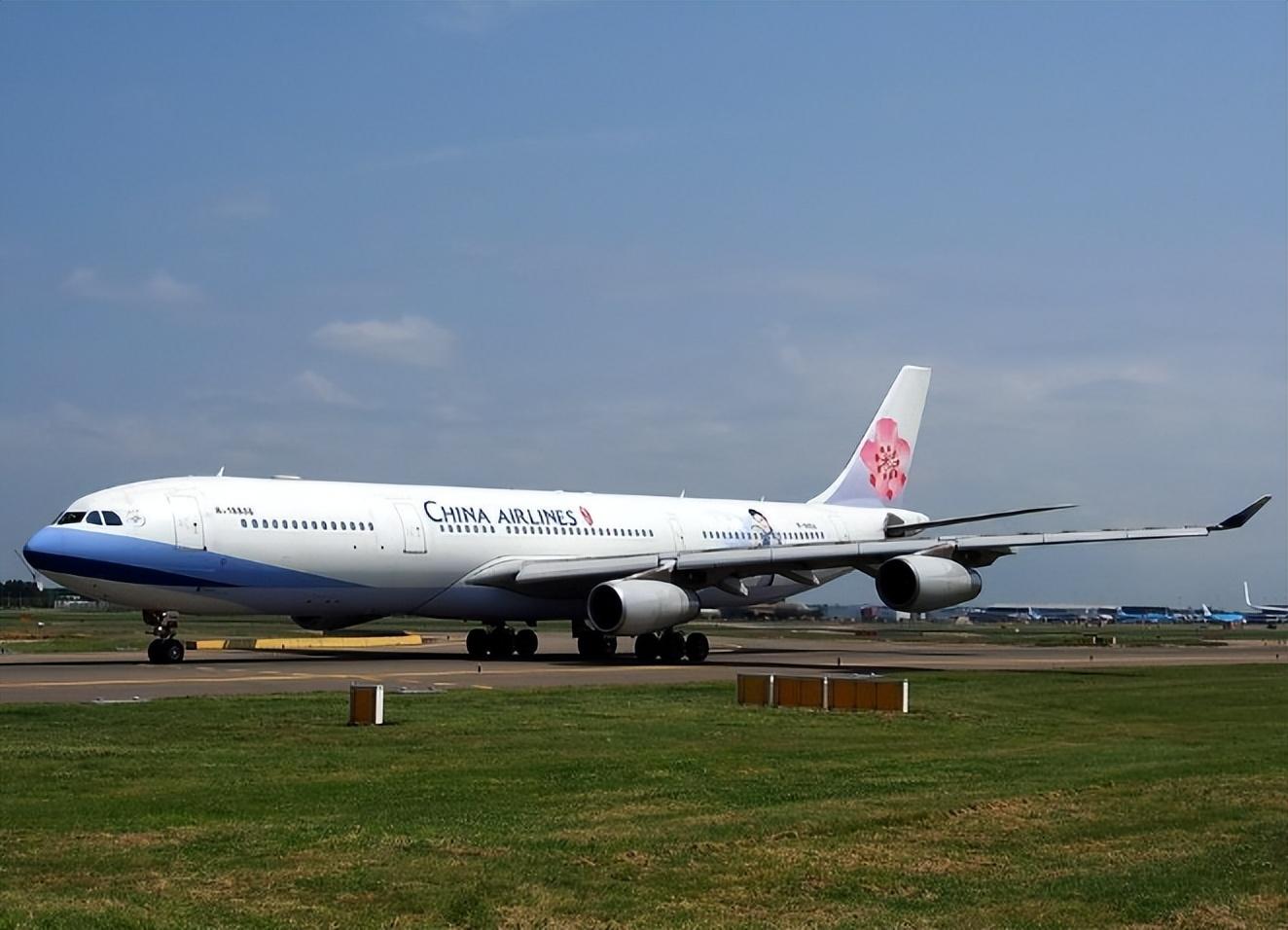 机场那么大为什么只修一两条跑道堵机延误和跑道太少有关吗