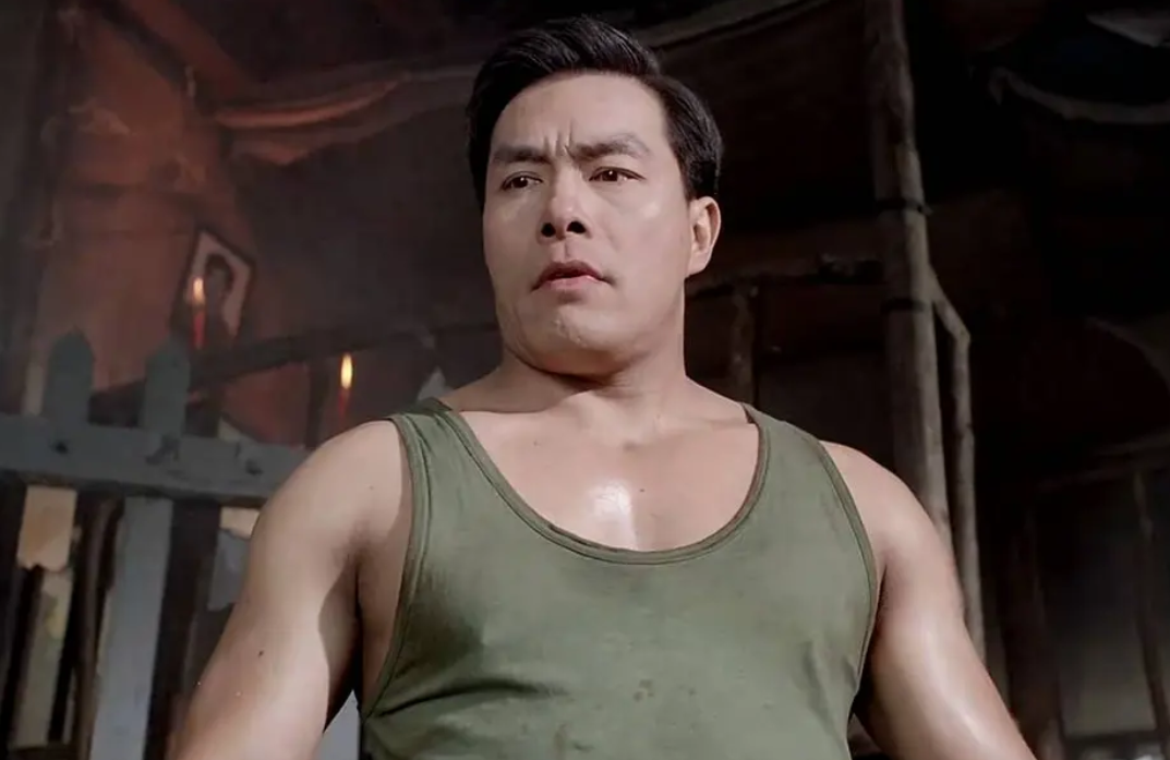 8位港片中的著名"打星",看着眼熟却叫不上名字,个个身怀绝技