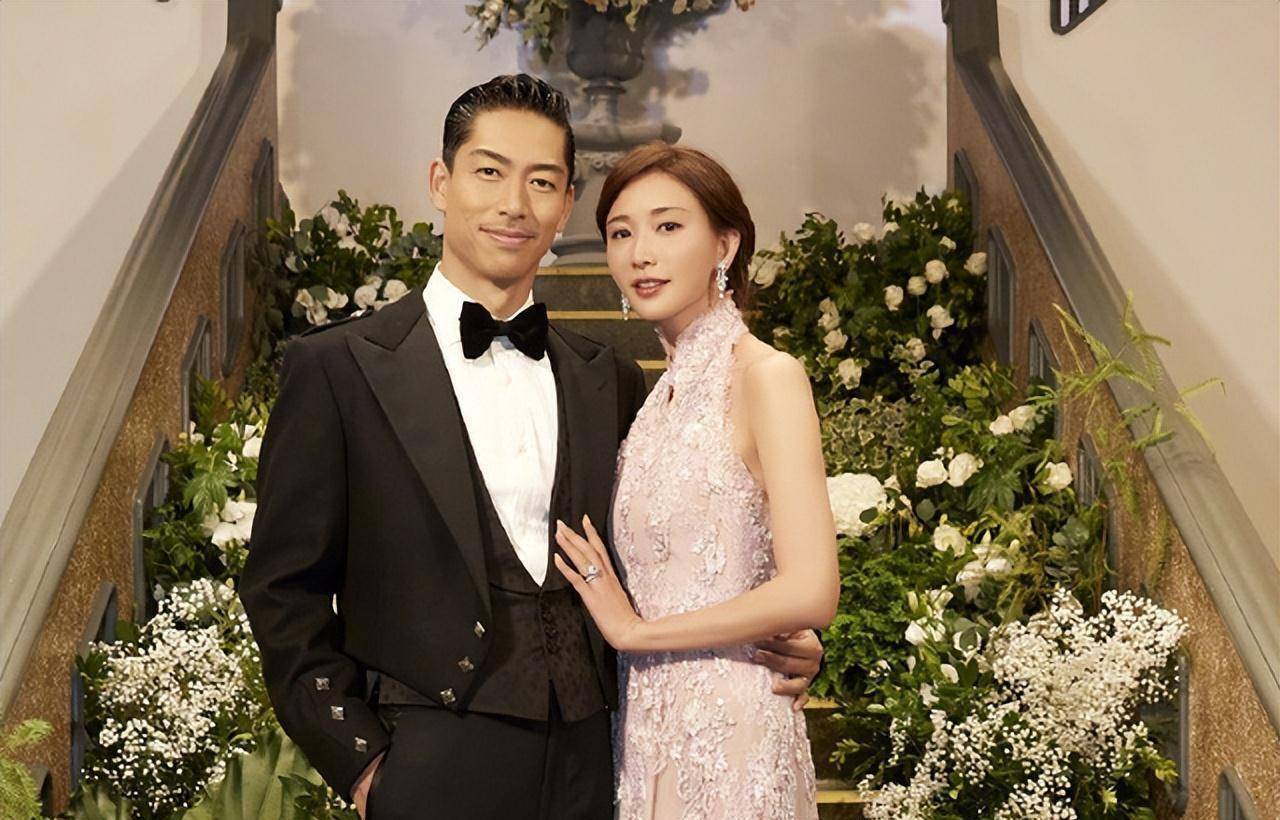 回顾至今未娶妻的8位大龄男星各有各难言的苦衷最大的已67岁