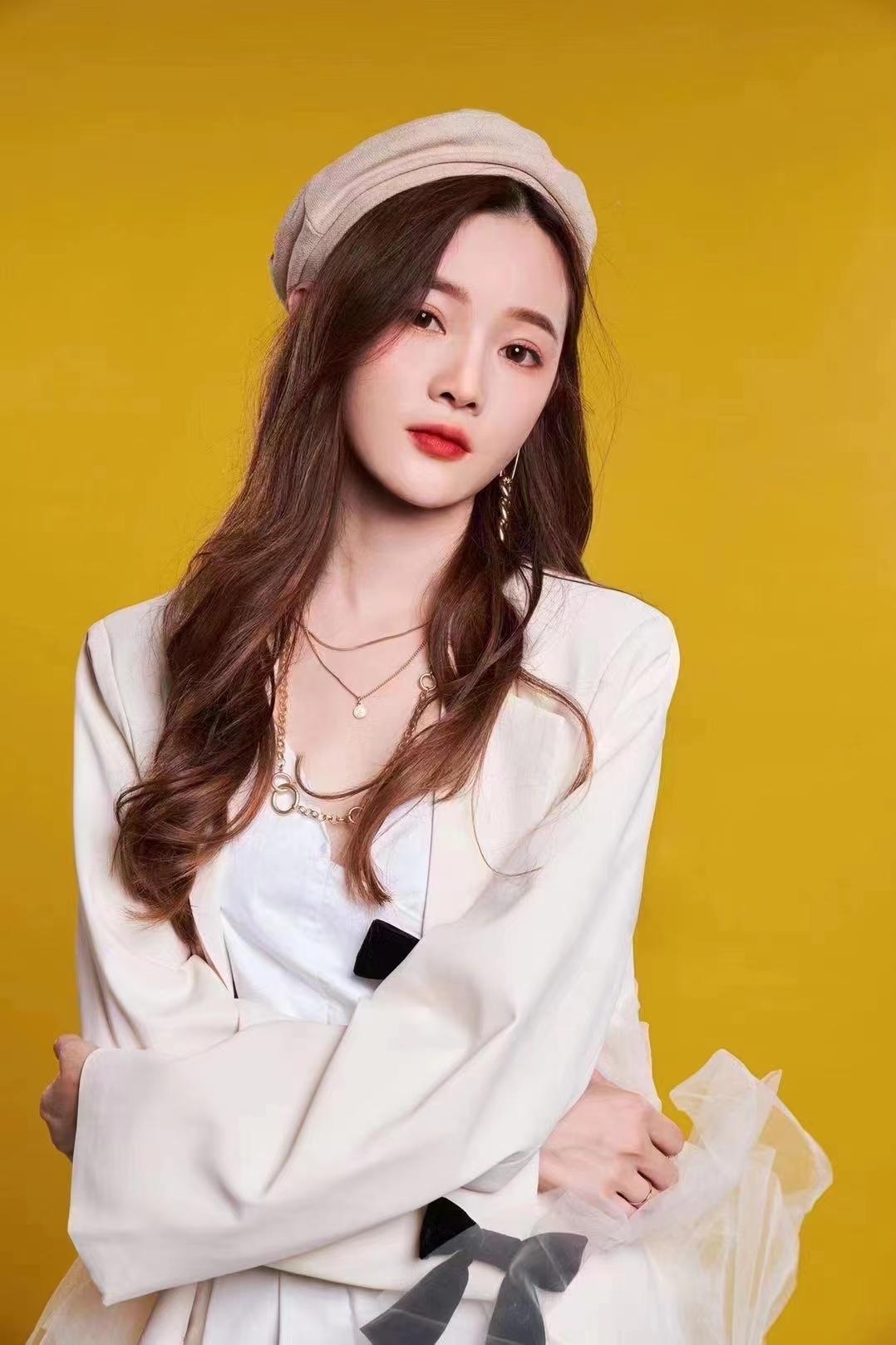 美出屏幕的天使!戴羽彤高清美照大赏